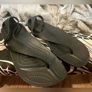 Croc’s Sandals